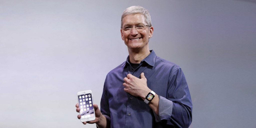 guadagni Tim Cook