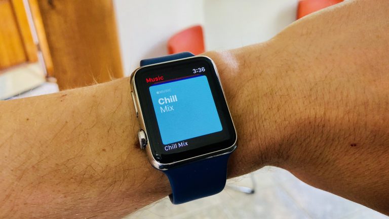 musica e podcast su Apple Watch