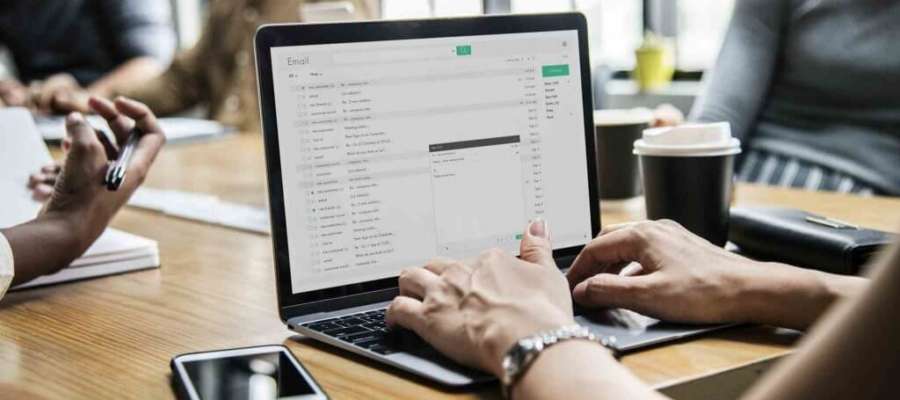 Come aggiungere una password a un file zip su Mac