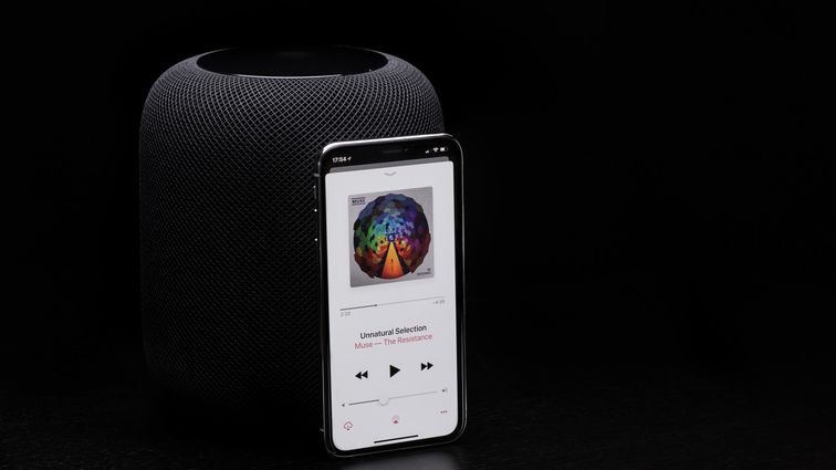 Riprodurre radio diverse su HomePod