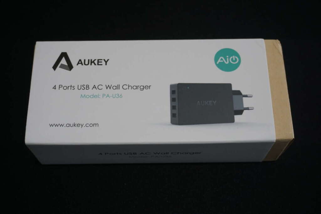 caricatore usb AUKEY